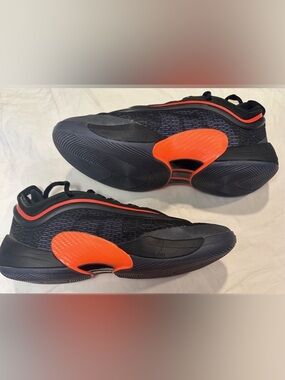 Adidas Spida Bite DON Basketball Sneaker #6. Black, Solar red, lucid blue Mens 7